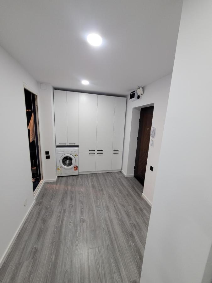 Studio 88 Boekarest Buitenkant foto