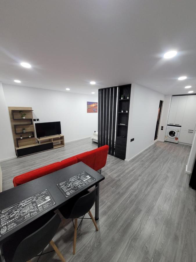 Studio 88 Boekarest Buitenkant foto