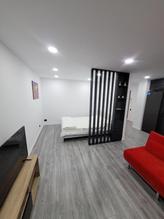 Studio 88 Boekarest Buitenkant foto