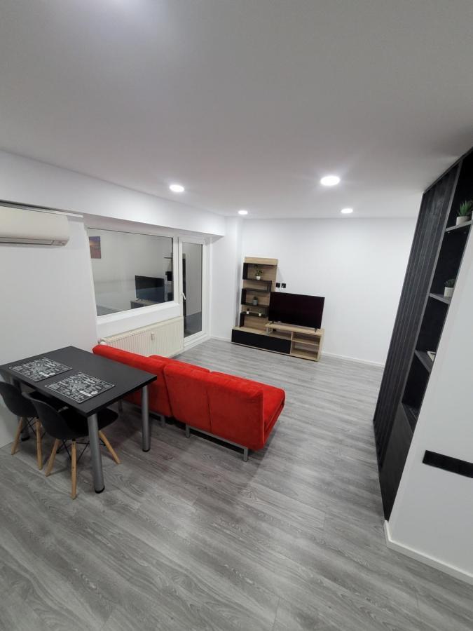 Studio 88 Boekarest Buitenkant foto